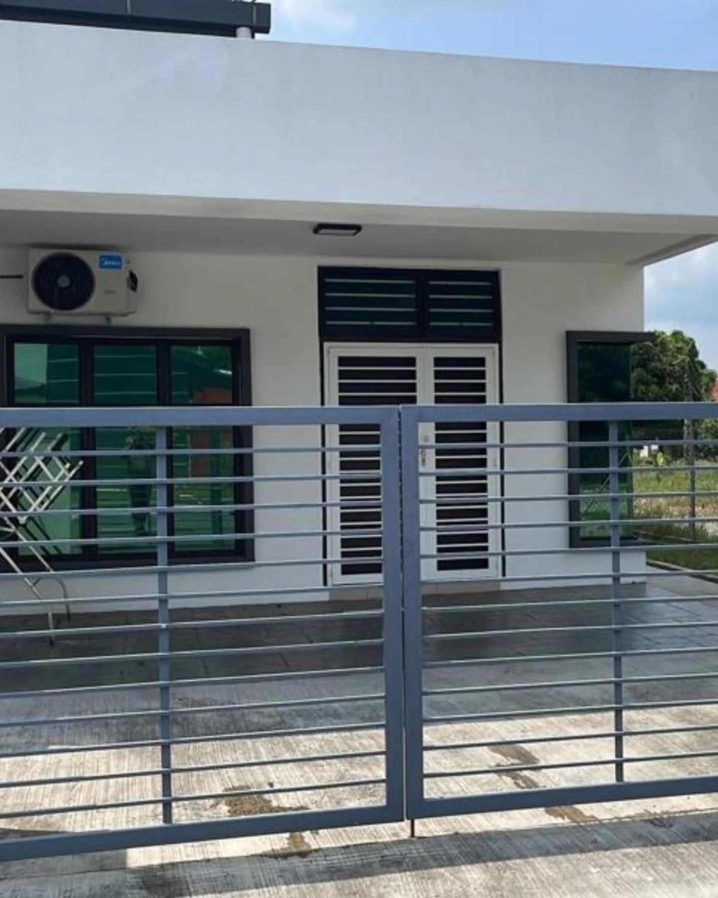 Aiman'S Rose Homestay Teluk Panglima Garang Zewnętrze zdjęcie